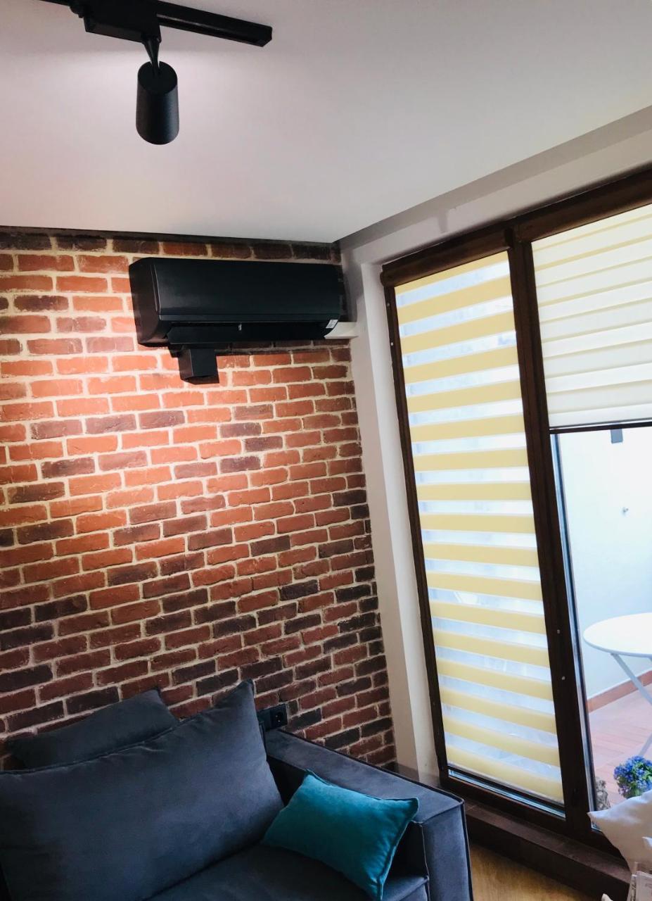 Bright, Comfortable And Cozy Apartment Burgas Exterior photo